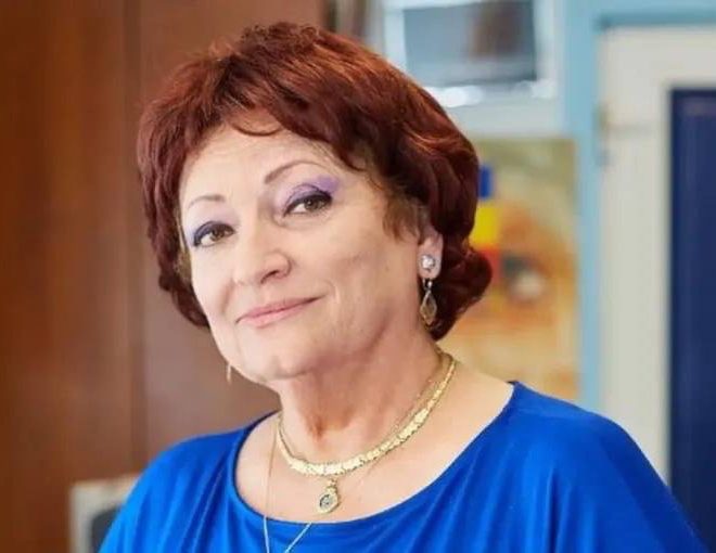 E bine să iau Stomachon sau Procombo, dacă mă doare stomacul?